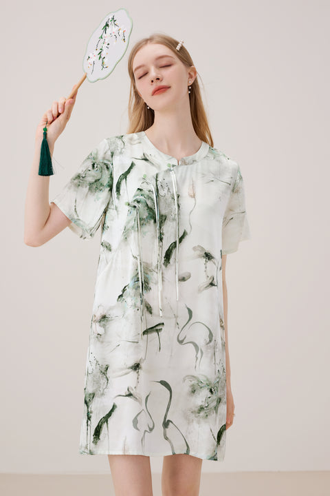 Camisón de seda de estilo chino retro lujoso con estampado de pintura en tinta
