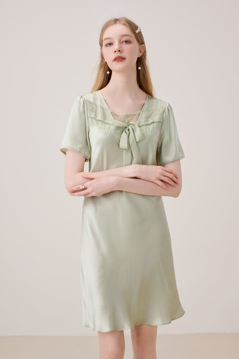 Camisón de Seda Escote en Pico Verde Salvia
