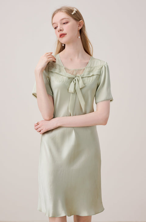 Camisón de Seda Escote en Pico Verde Salvia
