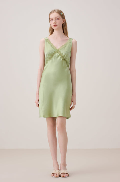 Vestido lencero de seda verde Camisón de seda ahuecado