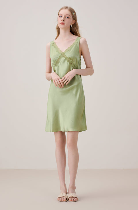Vestido lencero de seda verde Camisón de seda ahuecado