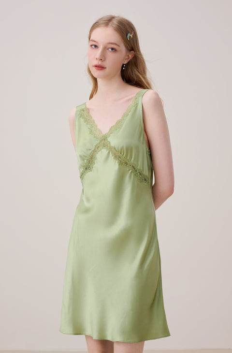 Vestido lencero de seda verde Camisón de seda ahuecado