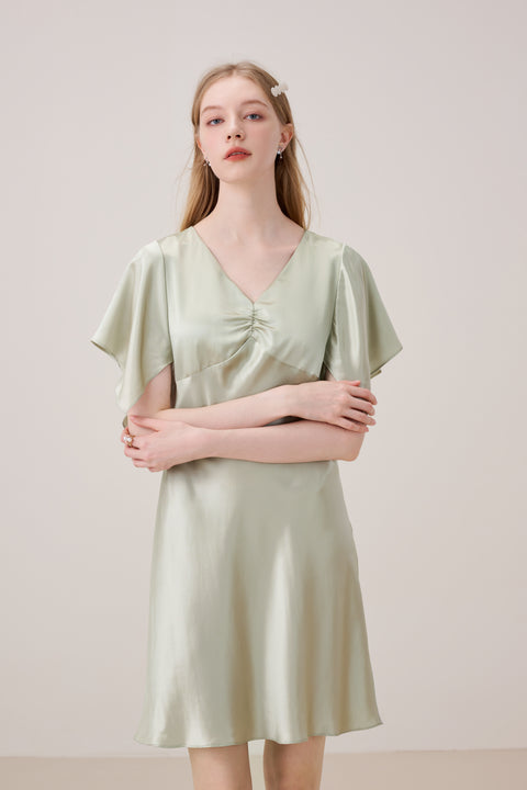 Camisón de Seda Escote en V Manga Tulipán Verde Salvia