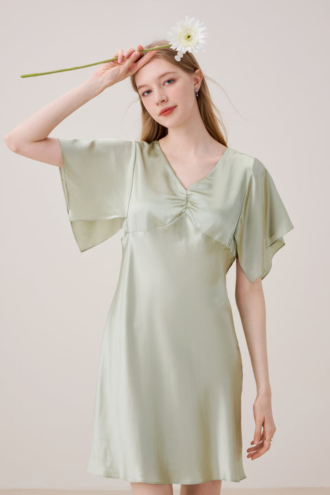 Camisón de Seda Escote en V Manga Tulipán Verde Salvia