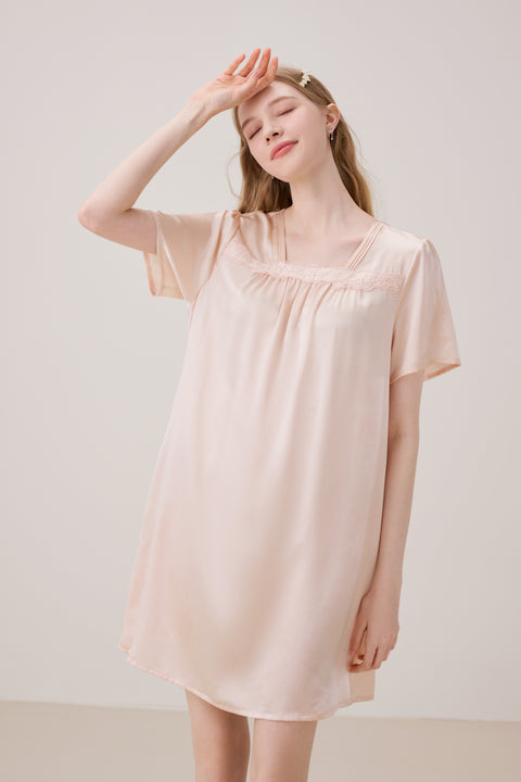Camisón de seda para dormir en rosa ostra