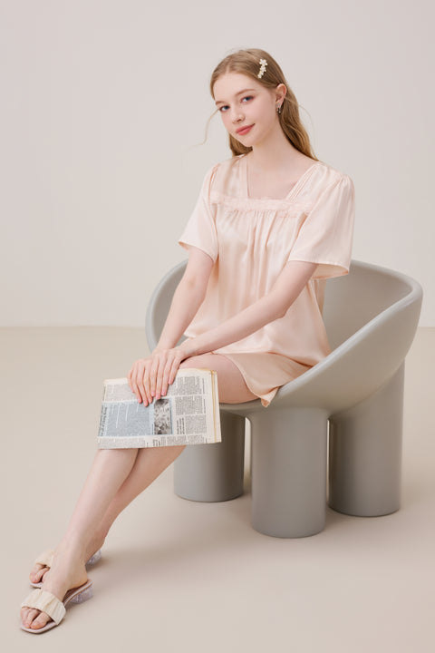 Camisón de seda para dormir en rosa ostra