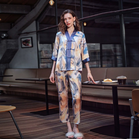 Retro New Chinese Style 100% Mulberry Silk Pajama Set for Women Features