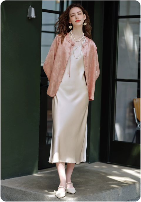 Retro New Chinese Style Palace-Inspired Silk Blend Jacquard Long Sleeve Pajama Set for Women Features